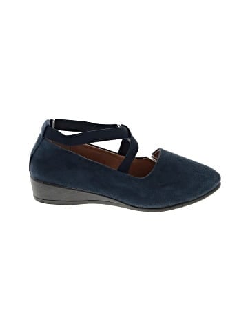 Love Flats (view 1)