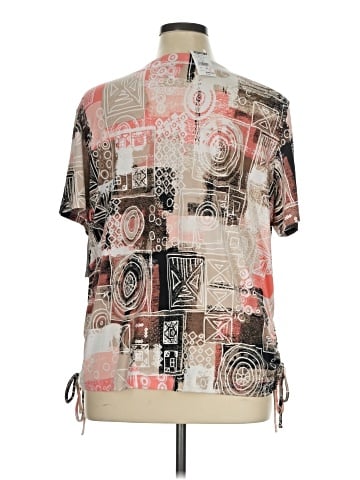Southern Lady Short Sleeve Blouse (view 2)