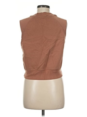 Abercrombie & Fitch Sleeveless T-Shirt (view 2)