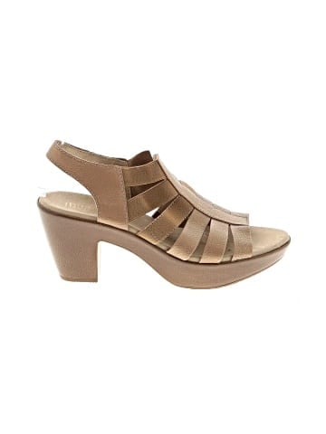 Munro American Sandals (view 1)