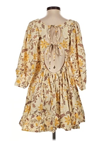 Urban Outfitters Casual Dress (view 2)