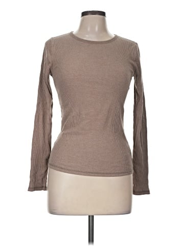 Old Navy Long Sleeve T-Shirt (view 1)