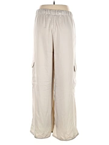 Abercrombie & Fitch Cargo Pants (view 2)
