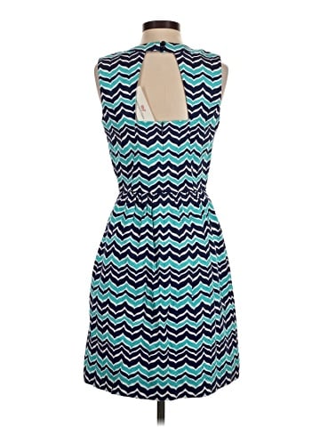 Vineyard Vines Casual Dress (view 2)