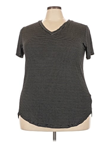 Amaryllis Short Sleeve T-Shirt (view 1)