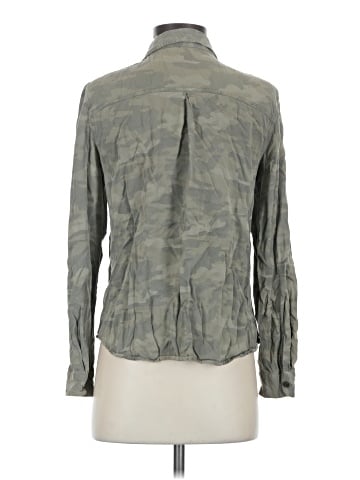 Maurices Long Sleeve Button-Down Shirt (view 2)