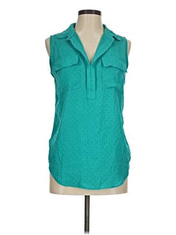 Ann Taylor LOFT Sleeveless Button-Down Shirt (view 1)