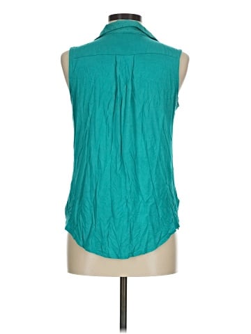 Ann Taylor LOFT Sleeveless Button-Down Shirt (view 2)