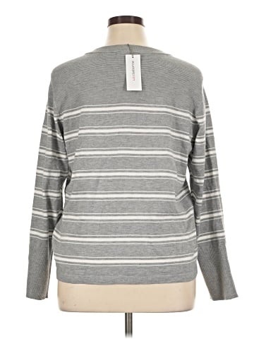 Liz Claiborne Pullover Sweater (view 2)