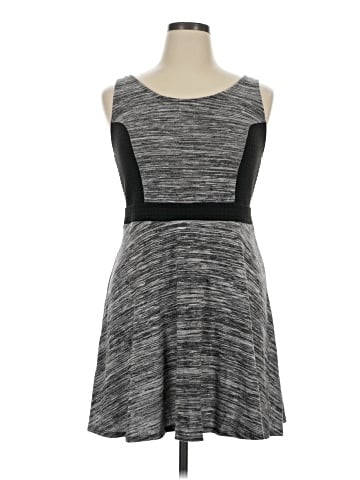 Xhilaration Casual Dress (view 1)