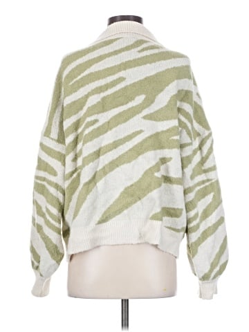 LoveRiche Pullover Sweater (view 2)