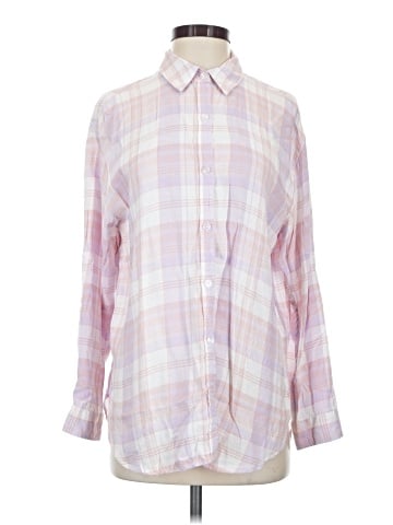 Gloria Vanderbilt Long Sleeve Button-Down Shirt (view 1)