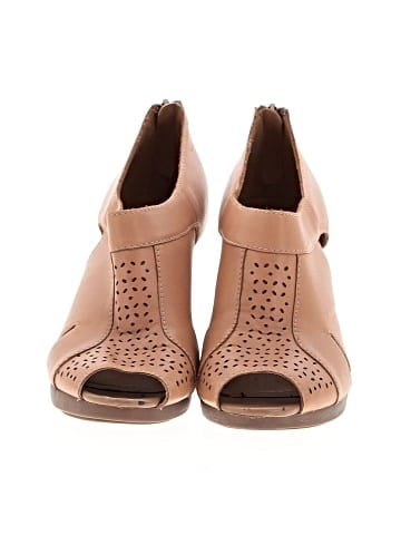 Clarks Heels (view 2)