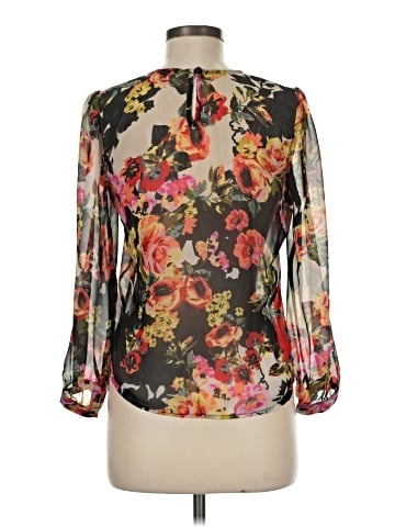 Lily White 3/4 Sleeve T-Shirt (view 2)