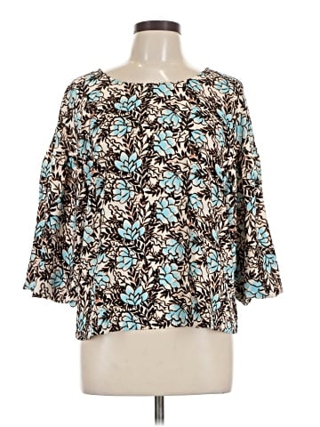 Elizabeth and James 3/4 Sleeve Blouse (view 1)