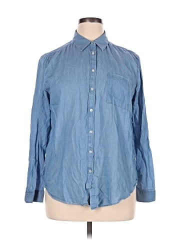 Ann Taylor LOFT Long Sleeve Button-Down Shirt (view 1)