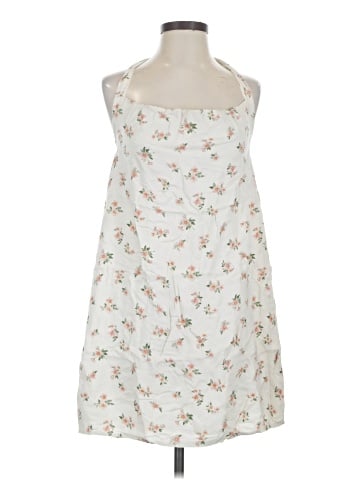 American Eagle Outfitters Sleeveless Top (view 1)