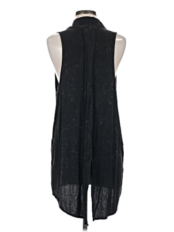 Pol Sleeveless Button-Down Shirt (view 2)
