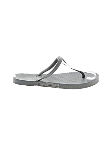 Old Navy Flip Flops (view 1)