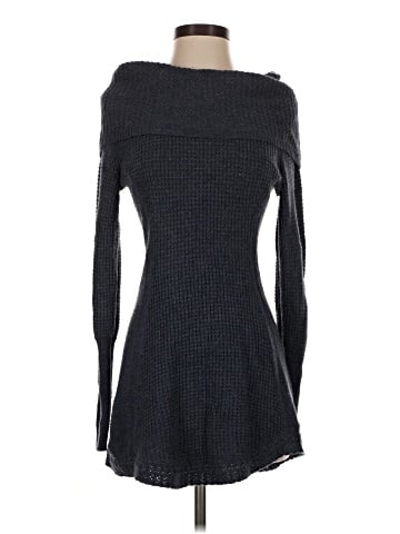 Angel of the North Casual Dress (view 1)