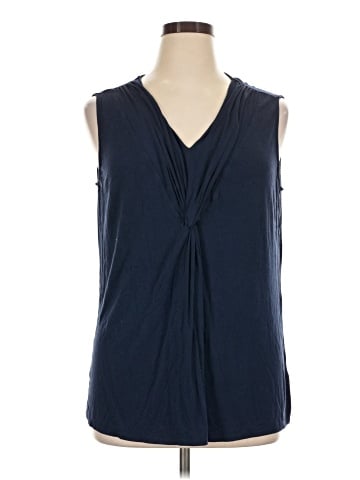 Roz & Ali Sleeveless T-Shirt (view 1)