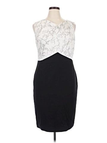 Classiques Entier Cocktail Dress (view 1)
