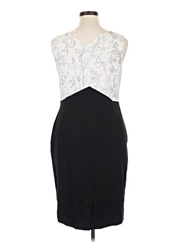 Classiques Entier Cocktail Dress (view 2)