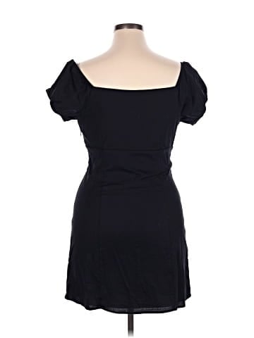 Socialite Cocktail Dress (view 2)