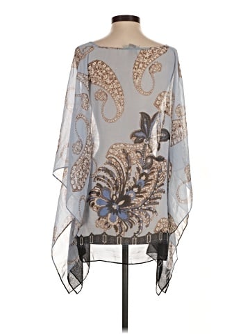 New York & Company Poncho (view 2)