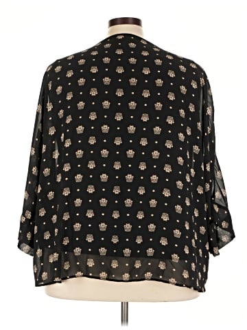 East Adeline 3/4 Sleeve Blouse (view 2)