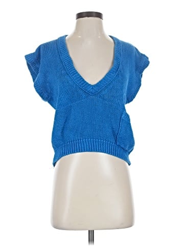 Liz Claiborne Sweater Vest (view 1)