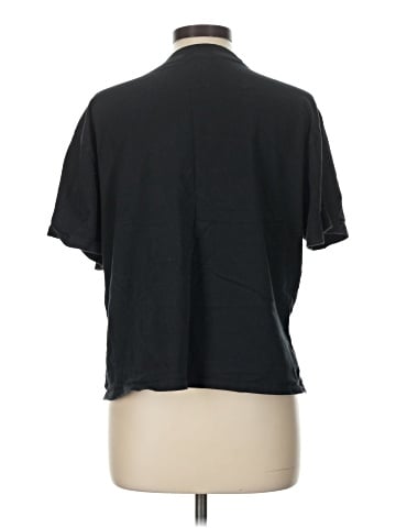 Abercrombie & Fitch Short Sleeve T-Shirt (view 2)