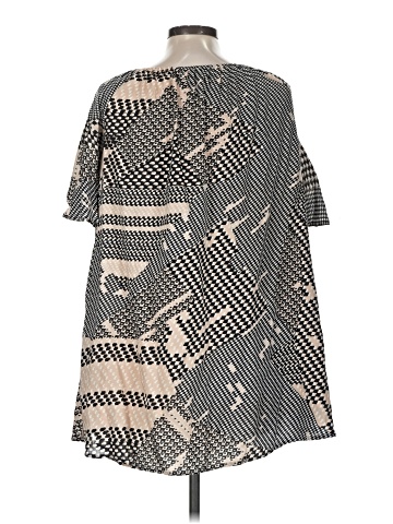 Listicle Short Sleeve Blouse (view 2)