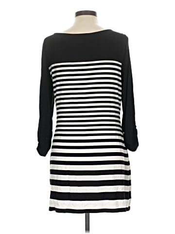 White House Black Market 3/4 Sleeve T-Shirt (view 2)