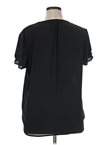 Pleione Short Sleeve Blouse (view 2)
