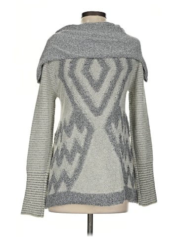 Hem & Thread Pullover Sweater (view 2)