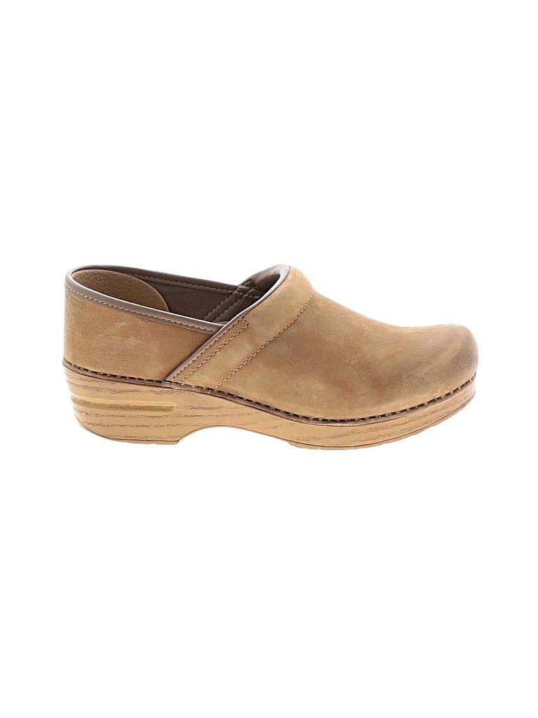 Pre-owned Dansko Mule/clog In Tan