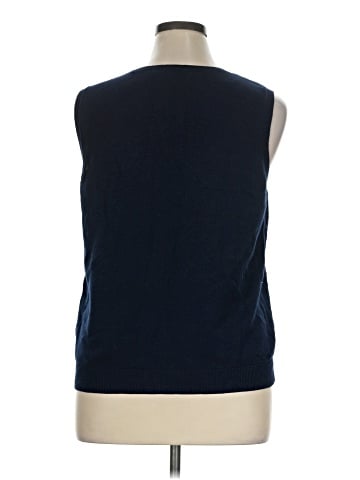 Croft & Barrow Sweater Vest (view 2)