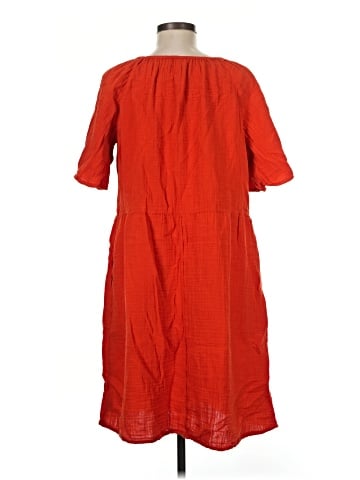 Old Navy Casual Dress (view 2)