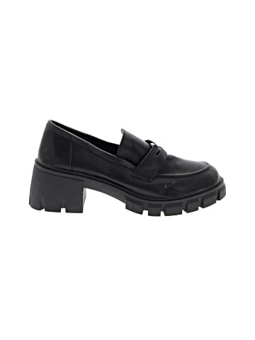 Unbranded Flats (view 1)