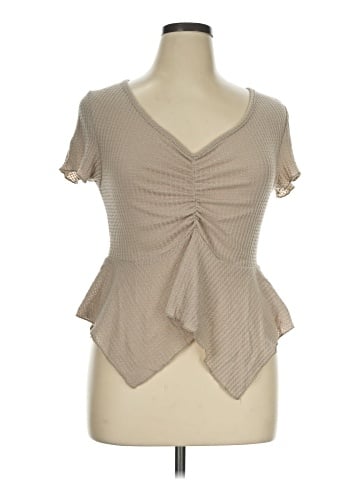 Shein Short Sleeve T-Shirt (view 1)