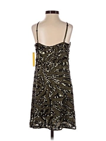 Olivia Sleeveless Top (view 2)