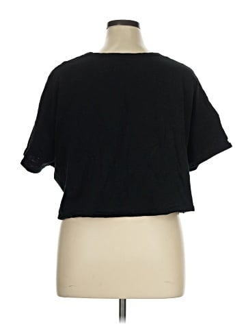 Umbro Short Sleeve T-Shirt (view 2)