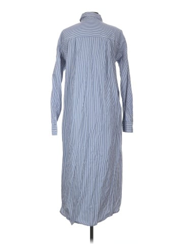 Old Navy Casual Dress (view 2)