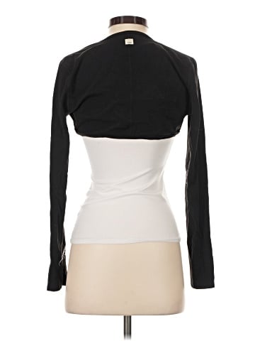 Vuori Shrug (view 2)