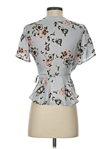 ASTR The Label Short Sleeve Blouse (view 2)