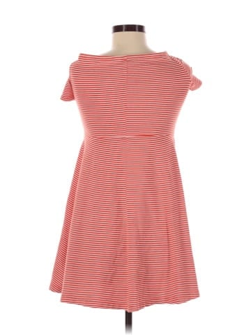 Old Navy Casual Dress (view 2)