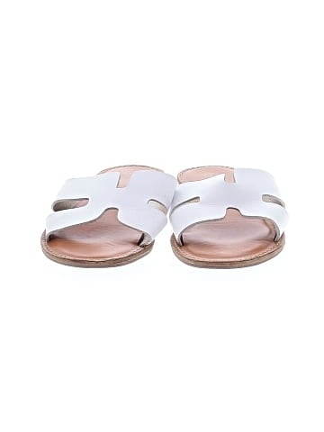 Rouge Sandals (view 2)