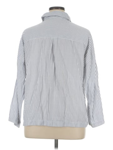 Max Studio 3/4 Sleeve Button-Down Shirt (view 2)