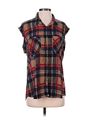 Under Skies Sleeveless Button-Down Shirt (view 1)